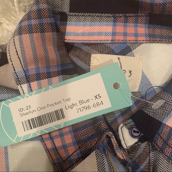 Sold! id:23 shirt - Picture 7 of 9